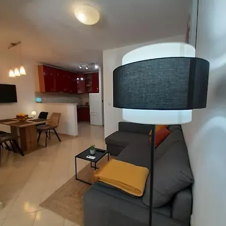 Bucko Pazdigrad Apartment