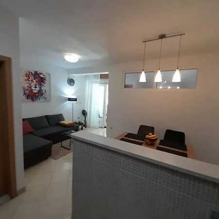 Bucko Pazdigrad Σπλιτ